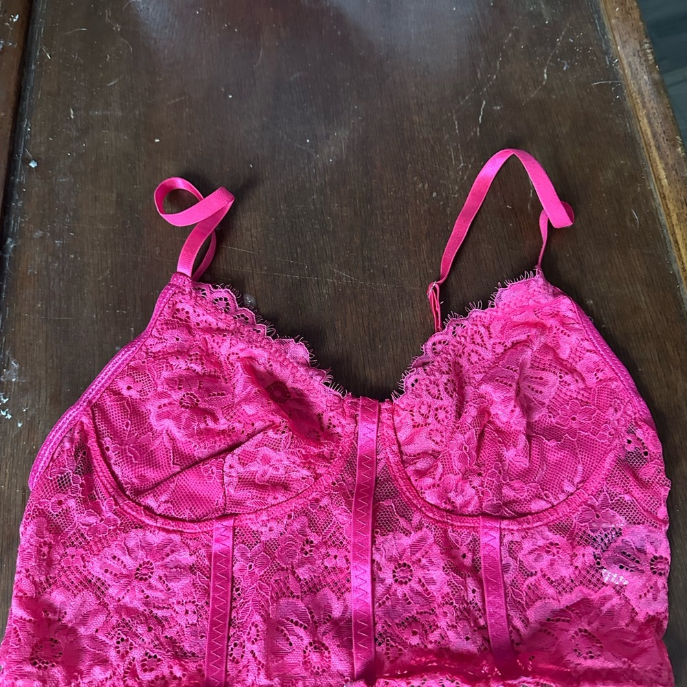 Lace Bralette in Vibrant Pink